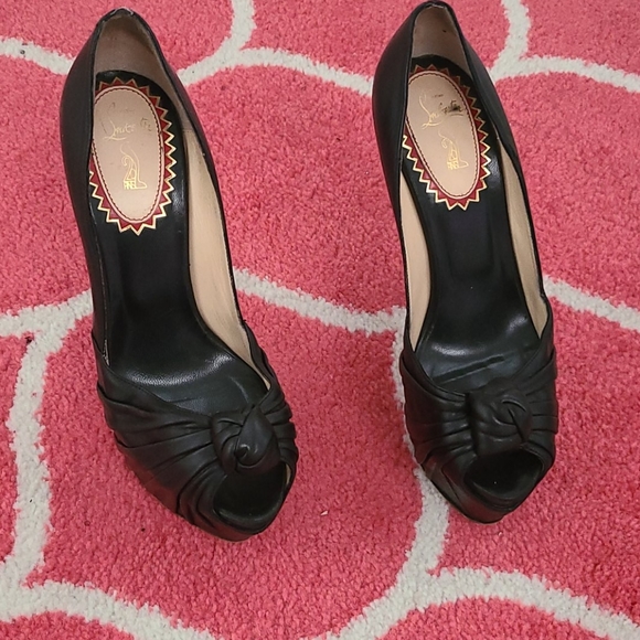 Christian Louboutin platform heels - Picture 4 of 4